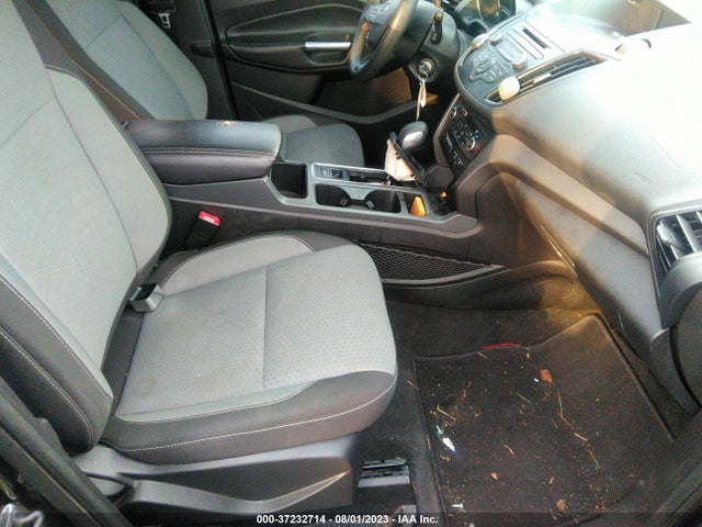 Продажа на аукционе авто 2018 Ford Escape Se, vin: 1FMCU0GD0JUB75364, номер лота: 37232714