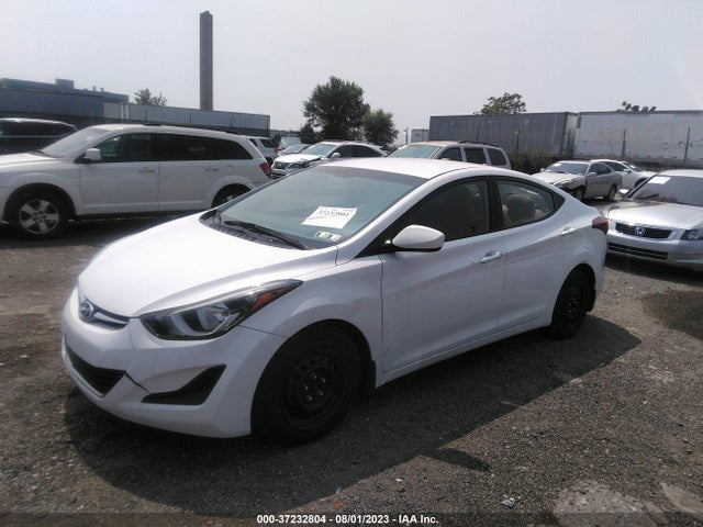 2016 HYUNDAI ELANTRA SE VIN: 5NPDH4AEXGH717790