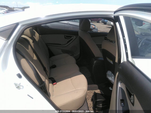 2016 HYUNDAI ELANTRA SE VIN: 5NPDH4AEXGH717790