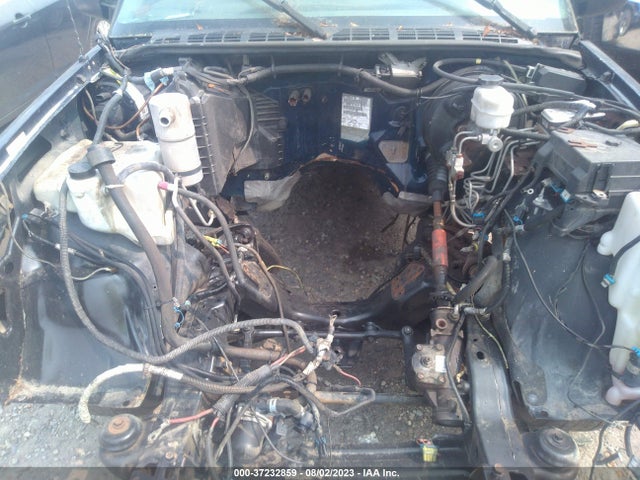 2001 CHEVROLET S-10 LS VIN: 1GCCS19W718201840