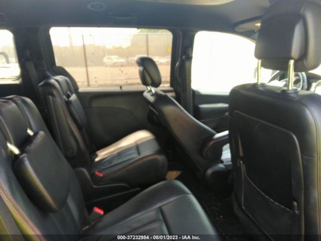 2C4RDGEG9JR345562 Dodge Grand Caravan Gt
