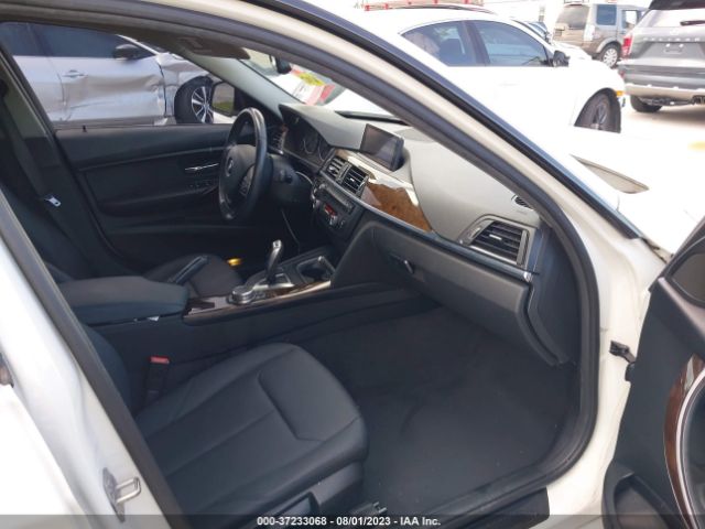 WBA3B1G54FNT63702 BMW 3 Series 320i