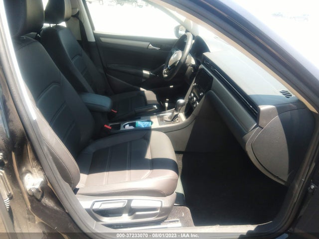 1VWSA7A31MC013185 Volkswagen Passat 2.0t Se