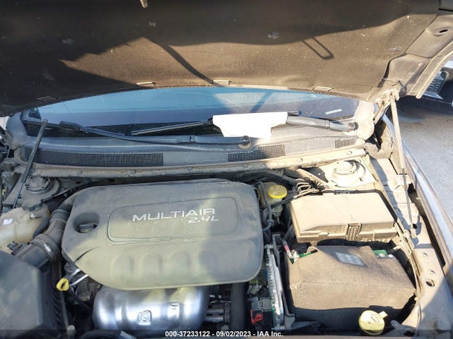 1C3CCCCB0FN582913 Chrysler 200 C