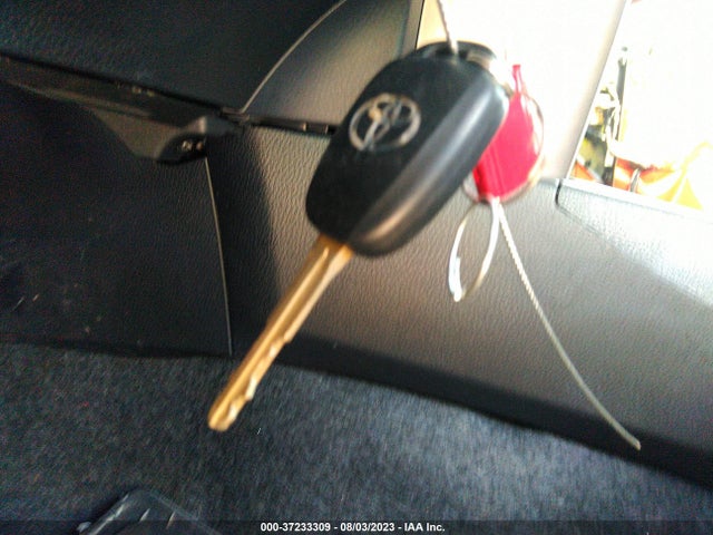 Toyota RAV4 LE 2016 2T3BFREV1GW499171 Image 11