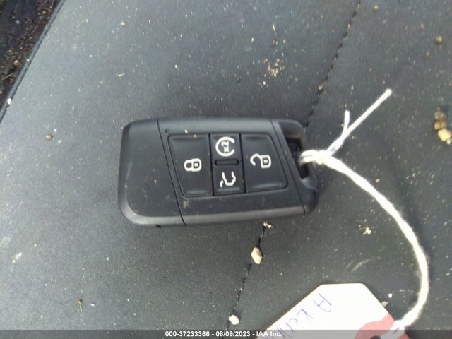 3VVPX7B29NM053173 Volkswagen TAOS SE