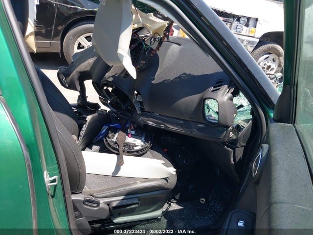 2020 MINI COUNTRYMAN WMZYW5C06L3L13213 Photo 4