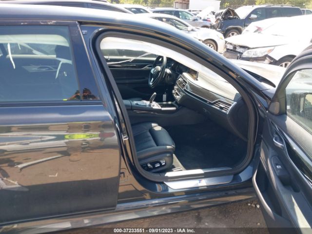 WBA7F0C54KGM25913 BMW 7 Series 750i