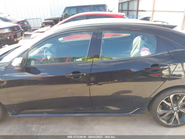 SHHFK7H92KU211851 Honda Civic Hatchback Sport Touring