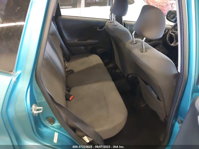 2013 HONDA FIT VIN: JHMGE8H34DC011874
