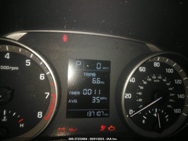 2017 HYUNDAI ELANTRA SE VIN: 5NPD84LF1HH048123