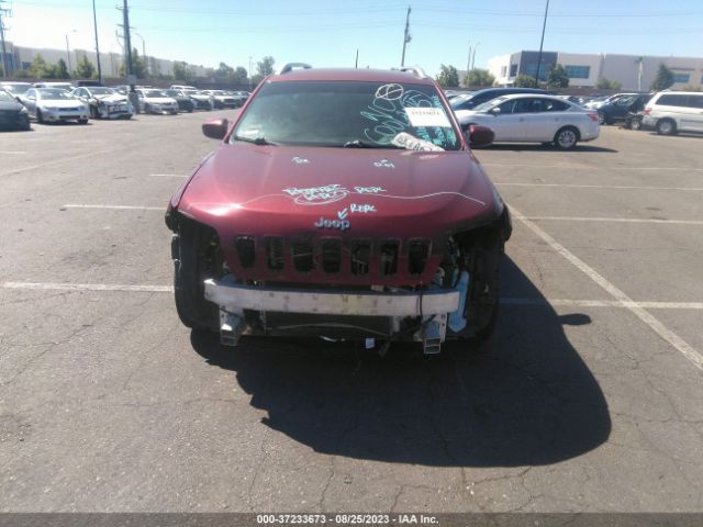 1C4PJLCB0KD331716 Jeep Cherokee Latitude