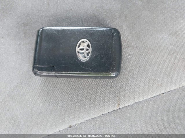 2005 TOYOTA PRIUS VIN: JTDKB20UX57056723