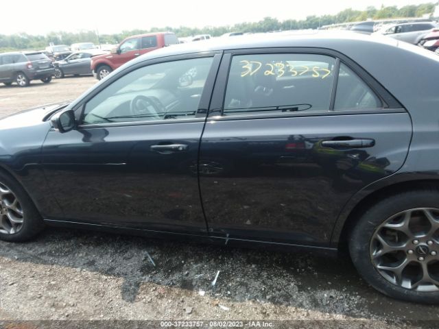 2C3CCAGG9FH887572 Chrysler 300 300s