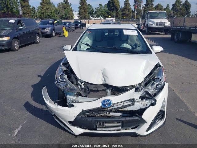 2017 Toyota Prius, VIN: JTDKDTB38H1591562
