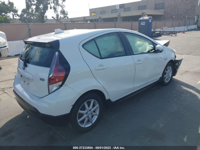 2017 Toyota Prius, VIN: JTDKDTB38H1591562