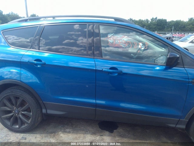 Ford ESCAPE SE 2017 1FMCU9GD1HUC16292 Image 30