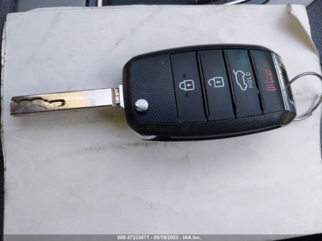 KNDCB3LC4K5274614 KIA NIRO FE