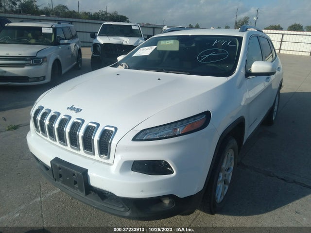 1C4PJLCB4JD503387 Jeep Cherokee Latitude