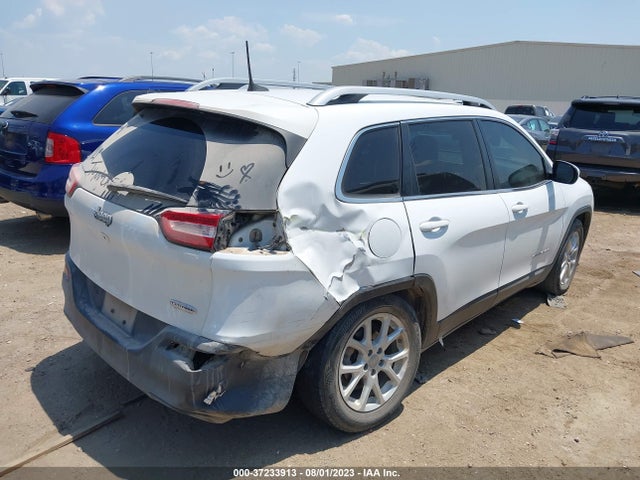 1C4PJLCB4JD503387 Jeep Cherokee Latitude