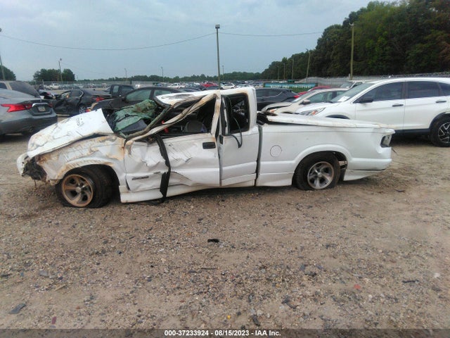 2001 CHEVROLET S-10 LS VIN: 1GCCS19W918220146