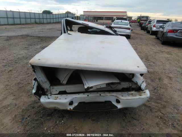 2001 CHEVROLET S-10 LS VIN: 1GCCS19W918220146