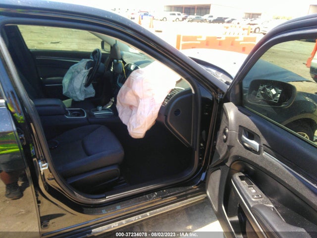 2C3CCAAG2LH175439 Chrysler 300 Touring