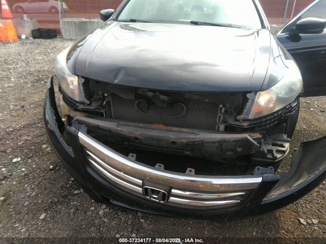 2011 HONDA ACCORD SDN EX-L VIN: 1HGCP2F83BA016421