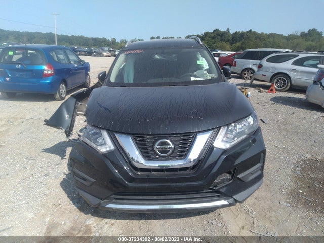 2018 NISSAN ROGUE SV VIN: KNMAT2MVXJP599740