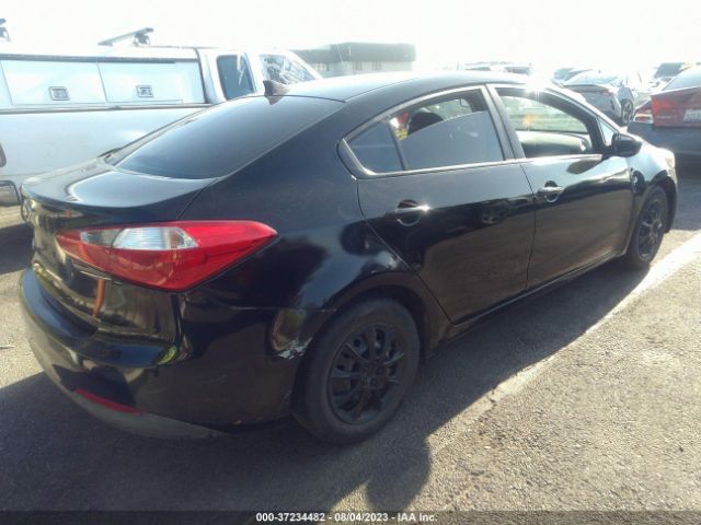 KNAFK4A66G5619288 KIA FORTE LX