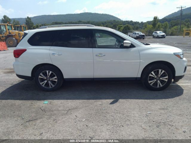 5N1DR2MM4HC666994 Nissan Pathfinder Sv