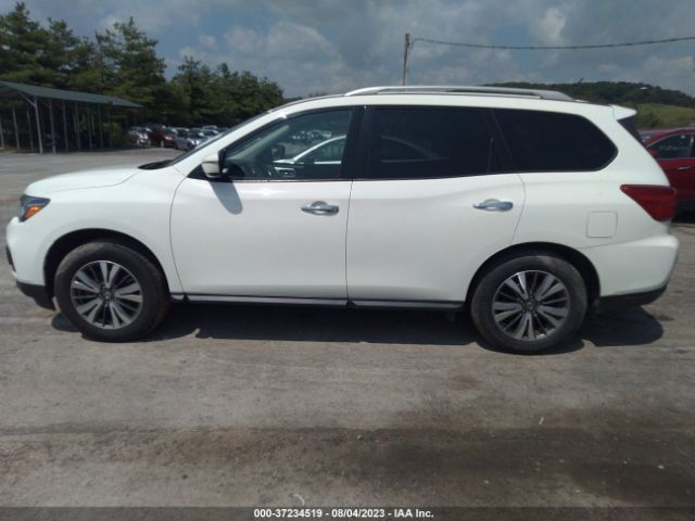 5N1DR2MM4HC666994 Nissan Pathfinder Sv