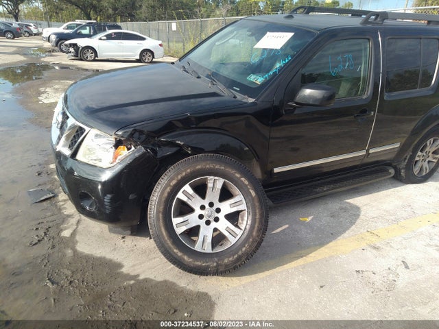 2011 NISSAN PATHFINDER SILVER VIN: 5N1AR1NB1BC631864
