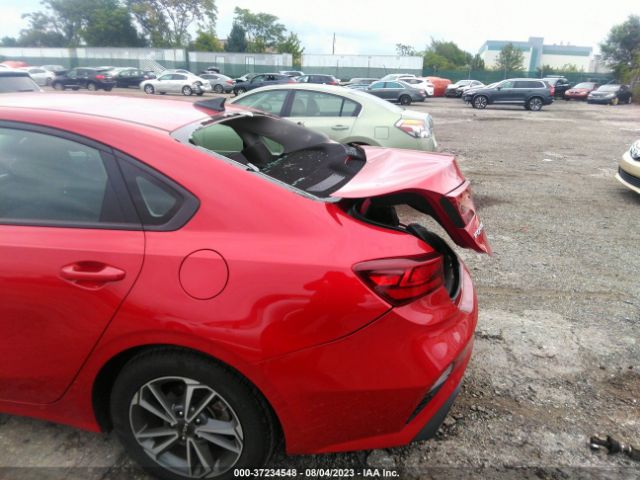3KPF24AD1PE600928 KIA Forte Lxs