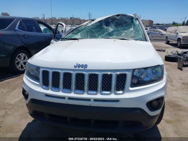 1C4NJCEAXGD692986 Jeep Compass Latitude
