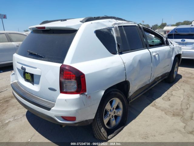 1C4NJCEAXGD692986 Jeep Compass Latitude