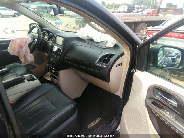 2C4RC1CG4GR232050 Chrysler Town & Country Touring-l