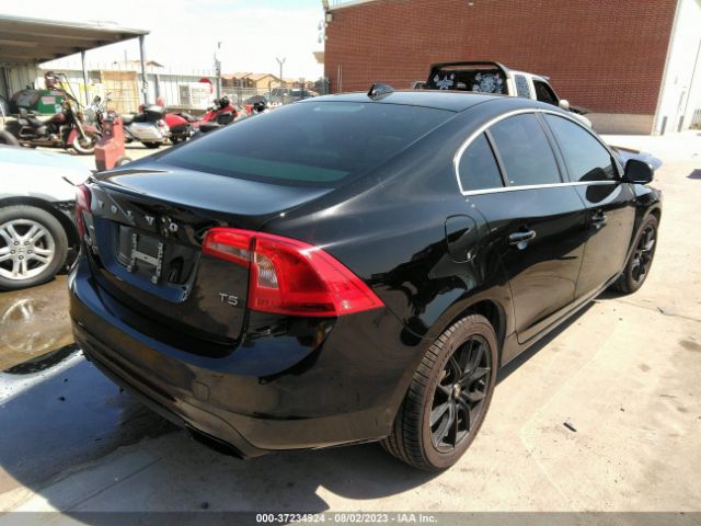 YV140MFK4F2338414 Volvo S60 T5 Drive-e Premier