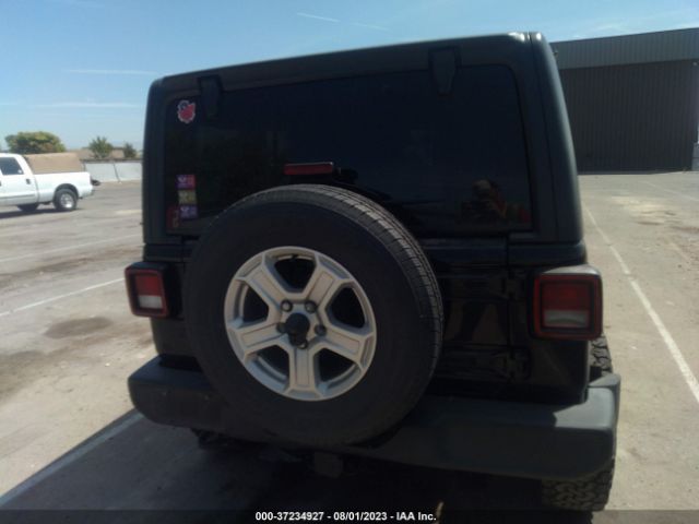 1C4HJXDN8KW542252 Jeep Wrangler Unlimited Sport S