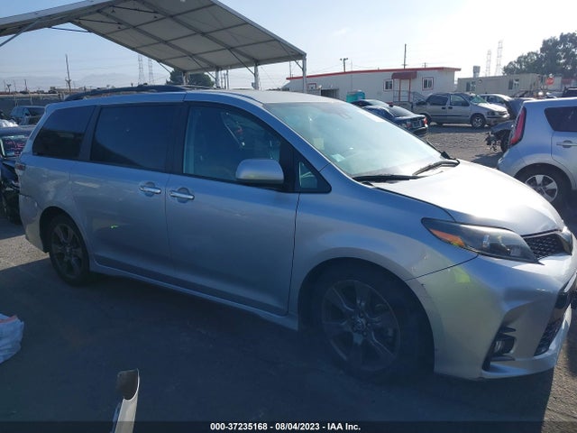 Toyota SIENNA SE 2020 5TDXZ3DC3LS058647 Image 13