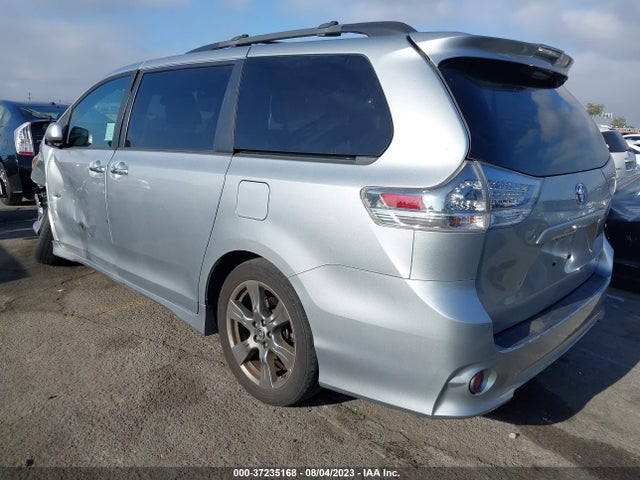 Toyota SIENNA SE 2020 5TDXZ3DC3LS058647 Image 3