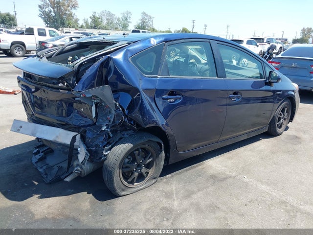 Toyota Prius Four 2015 JTDKN3DU0F0459126 Image 11
