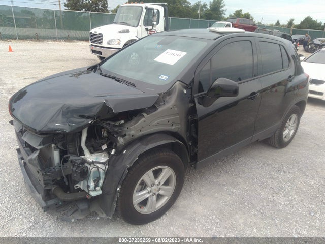 Chevrolet TRAX LS 2020 KL7CJKSB4LB088304 Image 2