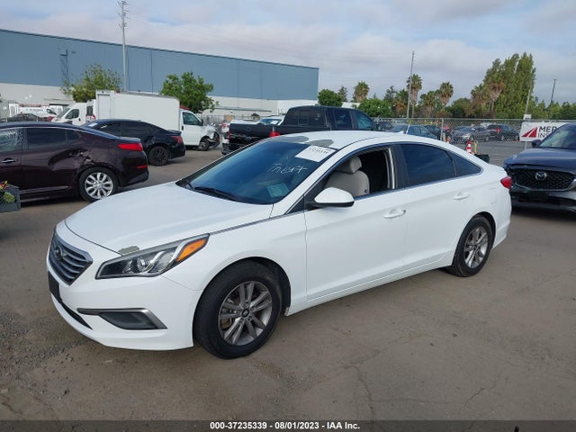 Hyundai SONATA SE 2016 5NPE24AF0GH355693 Image 2