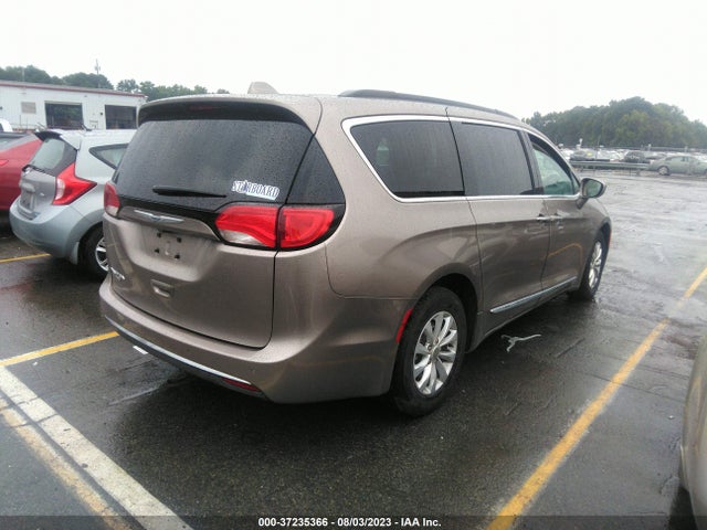 2C4RC1BG9HR584222 Chrysler Pacifica Touring-l
