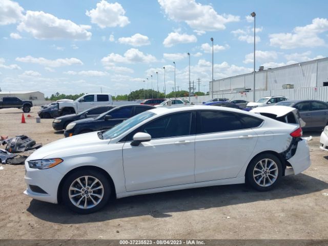 3FA6P0H71HR171607 Ford FUSION SE