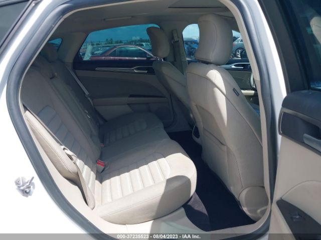 3FA6P0H71HR171607 Ford FUSION SE