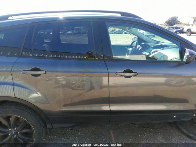 1FMCU0GD3HUF08845 Ford ESCAPE SE