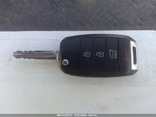 KNAFK5A86H5705404 KIA Forte5 Lx
