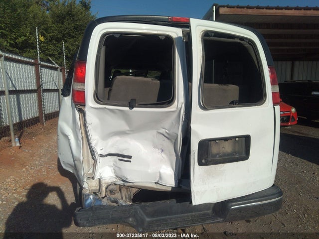 Chevrolet Express Passenger Lt 2016 1GAZGPFG9G1155997 Image 16